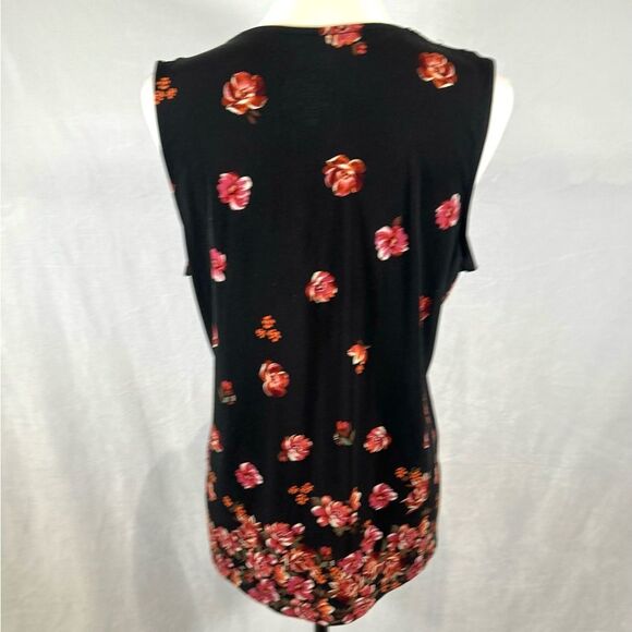 Croft & Barrow black and red double pleated vneck floral top size medium - Picture 4 of 5